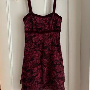Kay Unger Evening Women's Size 8 Maroon Floral Dress